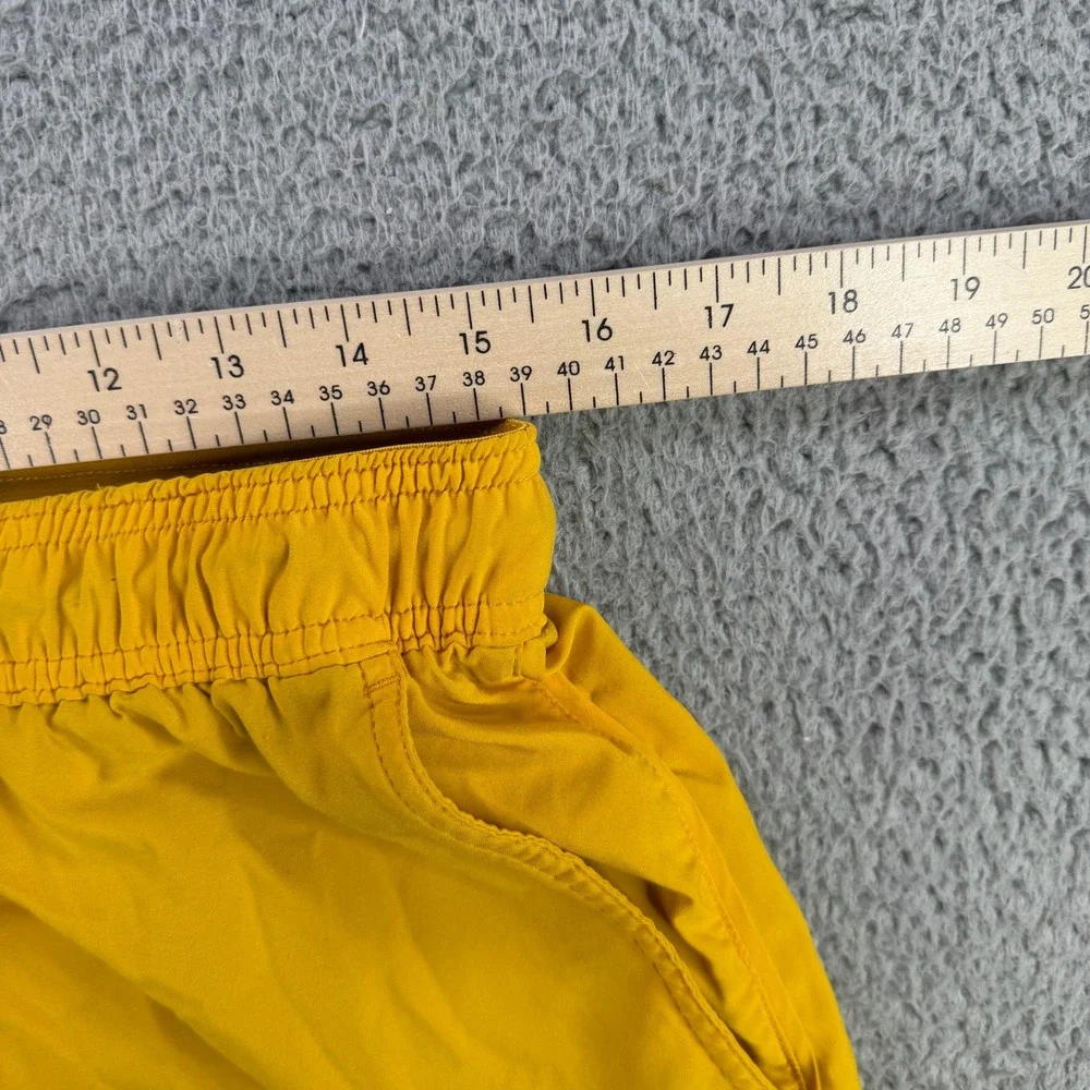 Legends Luka Shorts Mens Large Yellow Perforated Vents Athletic Running 5 Inseam